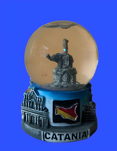 Snow globe of
CATANIA'S ancient elephant fountain