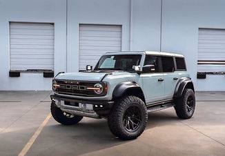 Ford-Bronco-Raptor-Hybrid-Forged-Series-HF6-4-©-Vossen-Wheels-2022-951-1047x698_edited.jpg
