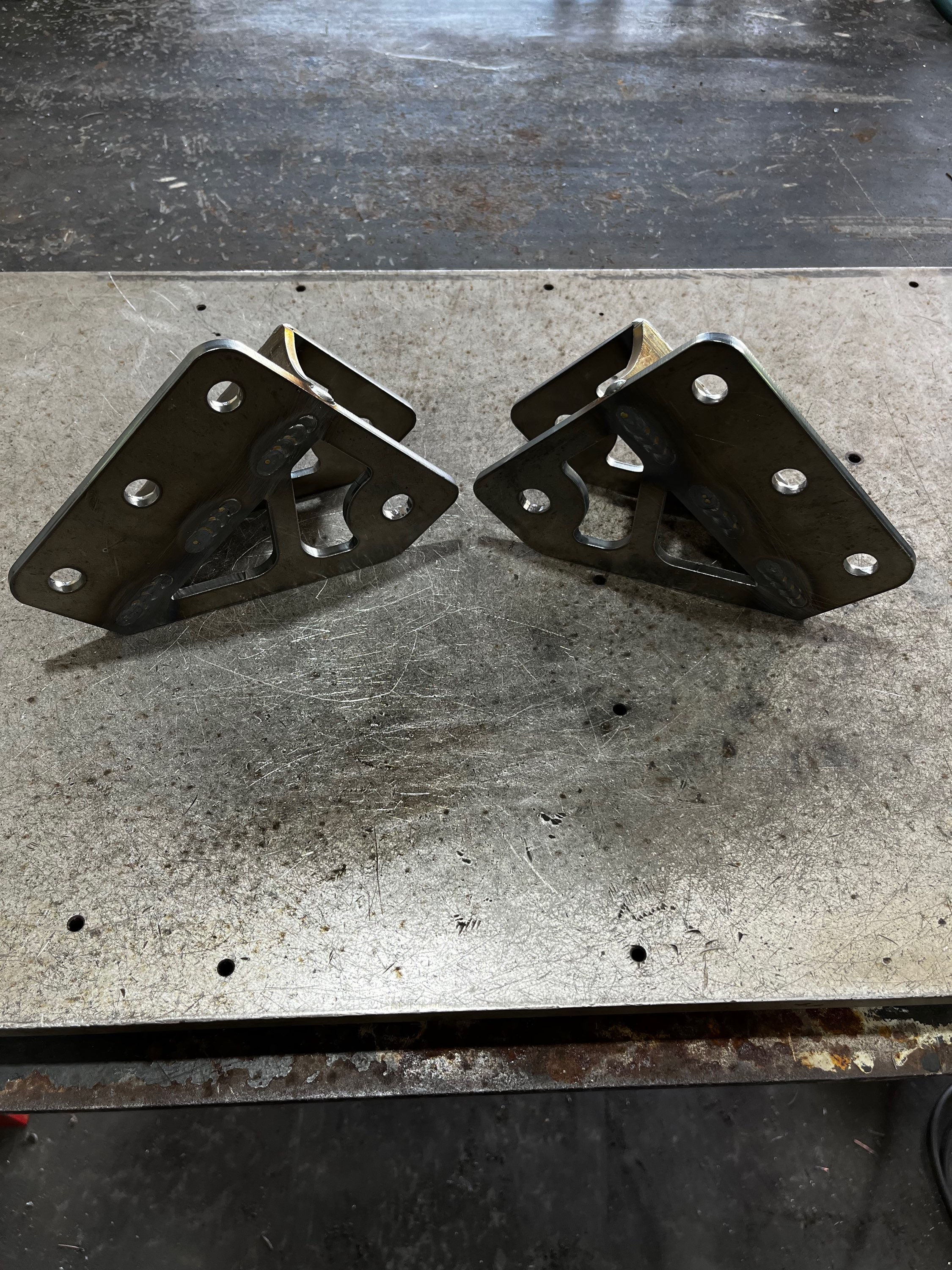 Traction Bar Frame Mounts