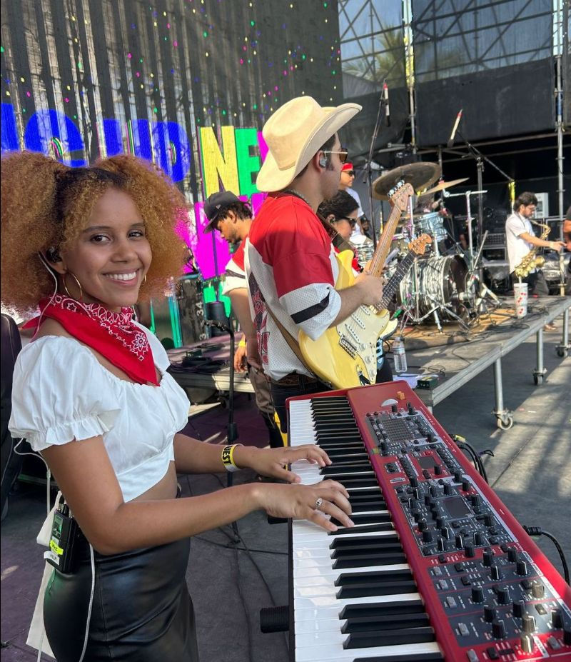 From Academia de Bachata to University: Alumni Take the Next Step