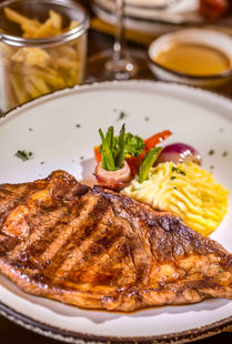 WH Majestic dishes_-157.jpg