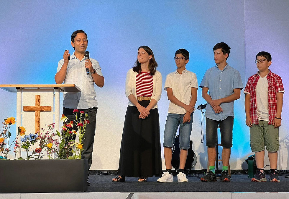 Vikram announces the family's move to India at IBC