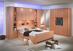 75_4_LUXOR2_bear2605_14_BB_P-KirscheNB_mit Fernsehelement