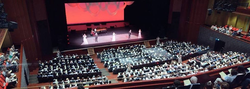 「女ひとり」を皆さまと一緒に🎶