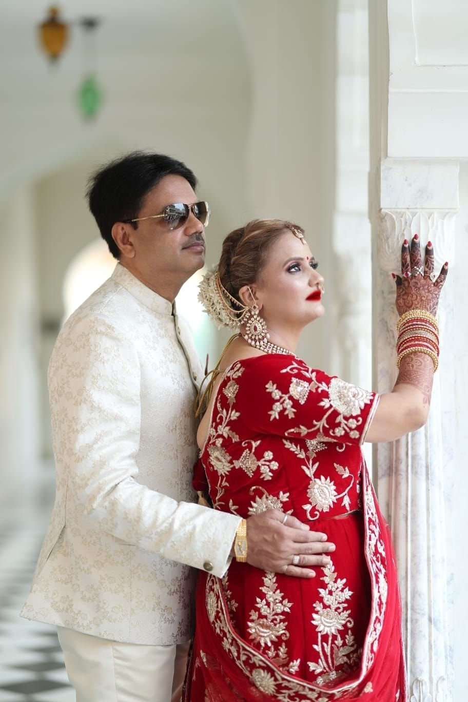 Thumbnail: THE ROYAL HERITAGE (Handmade oil painting on canvas)