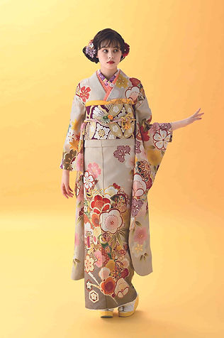 #振り袖　#振袖　#レンタル　#レンタル振袖　#振袖レンタル　#群馬県　#富岡市　#安中市　#藤岡市　#高崎市　#前橋市　#伊勢崎市　#本庄市　#甘楽町　#下仁田町　#南牧村　#渋川市　#きもののむつみ　#むつみ呉服店　#成人式　#二十歳の集い　#激安　#格安　#安い　#ママ振袖　#着付　#edel　#ゆうちゃみ　#ゆいちゃみ　#東京レトロ　#桂由美　#アンリエット　#九重　#華徒然　