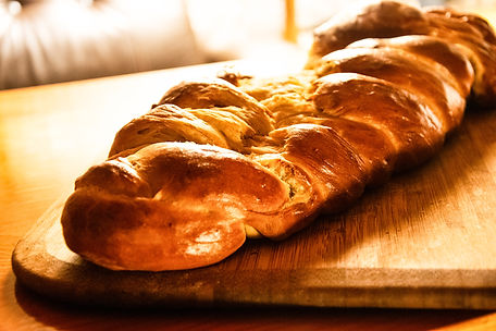 haselnuss-zimt-zopf-brot-holzkochbuch-zander-holzstudio-kyritz