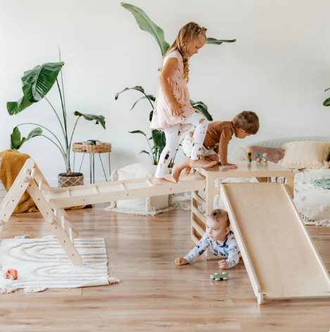 Thumbnail: Climbing Set