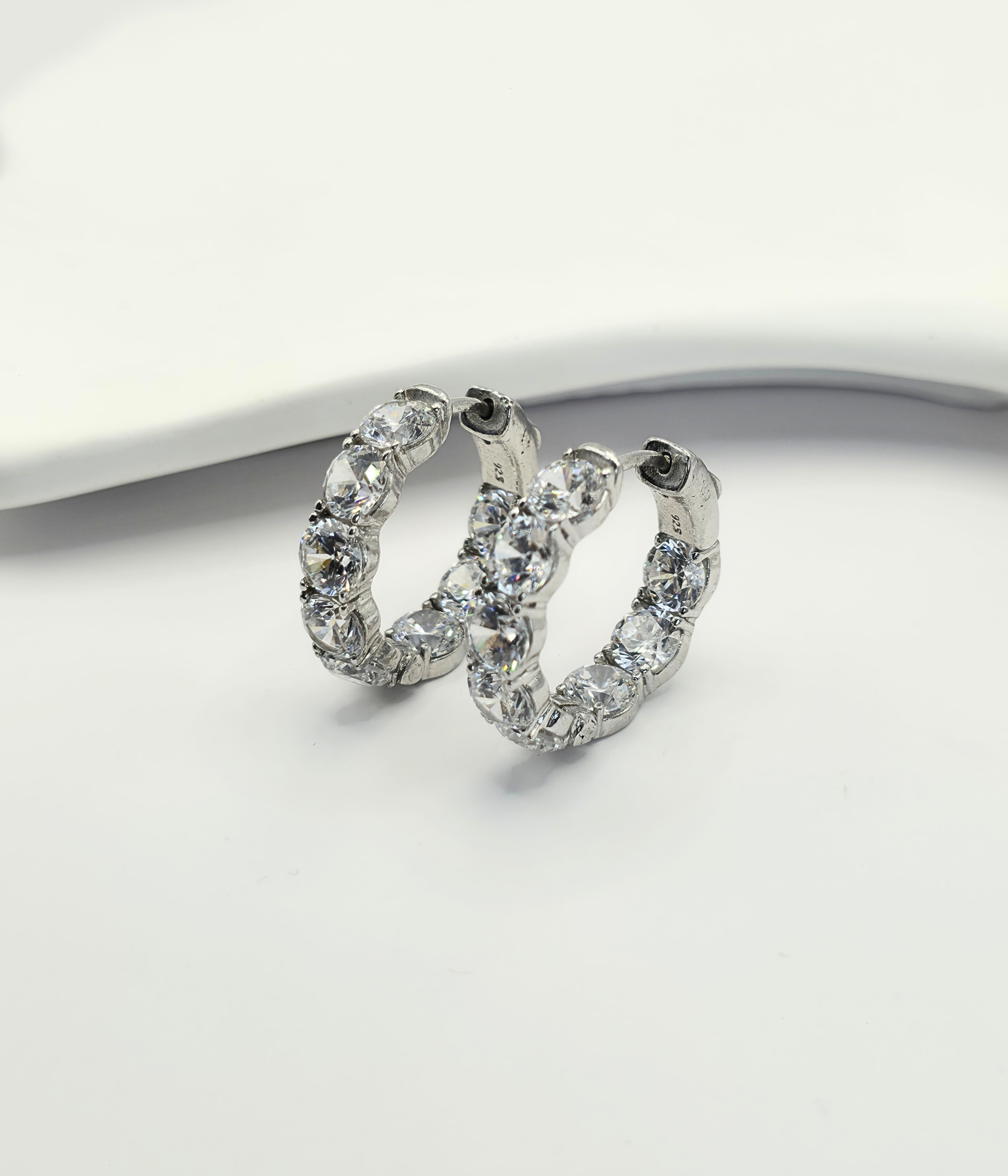 925 Ayar Gümüş Zirkon Taşlı Lumina Halka Küpe