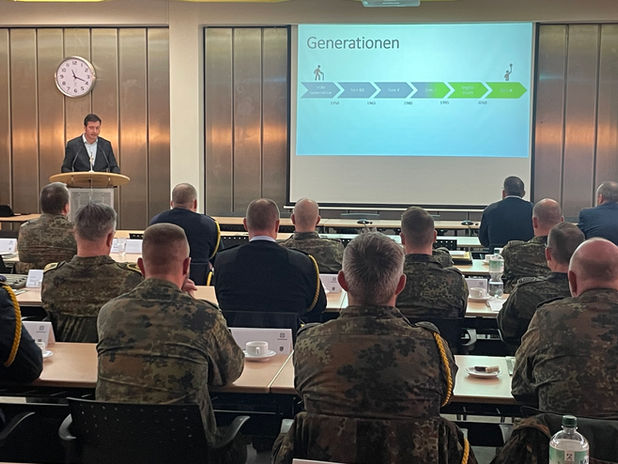 Zukunftsforscher Hartwin Maas gibt Impulse für erfolgreiche Rekrutierungsstrategien bei der Bundeswehr