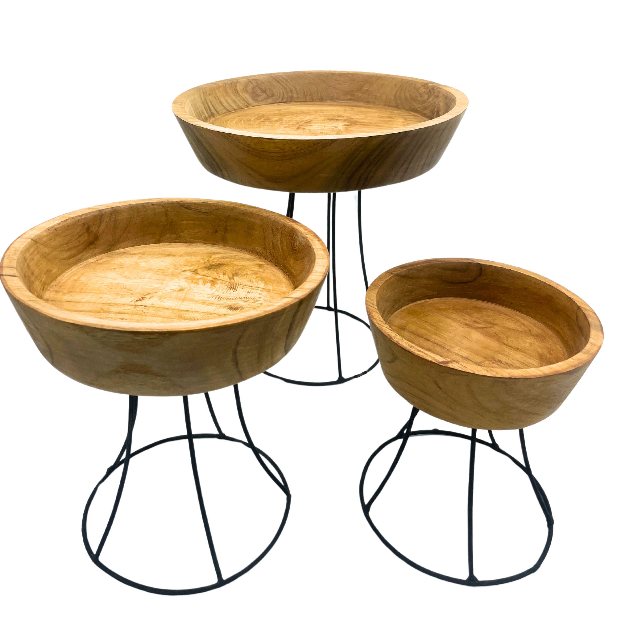 Taças elevadas em Madeira Teca