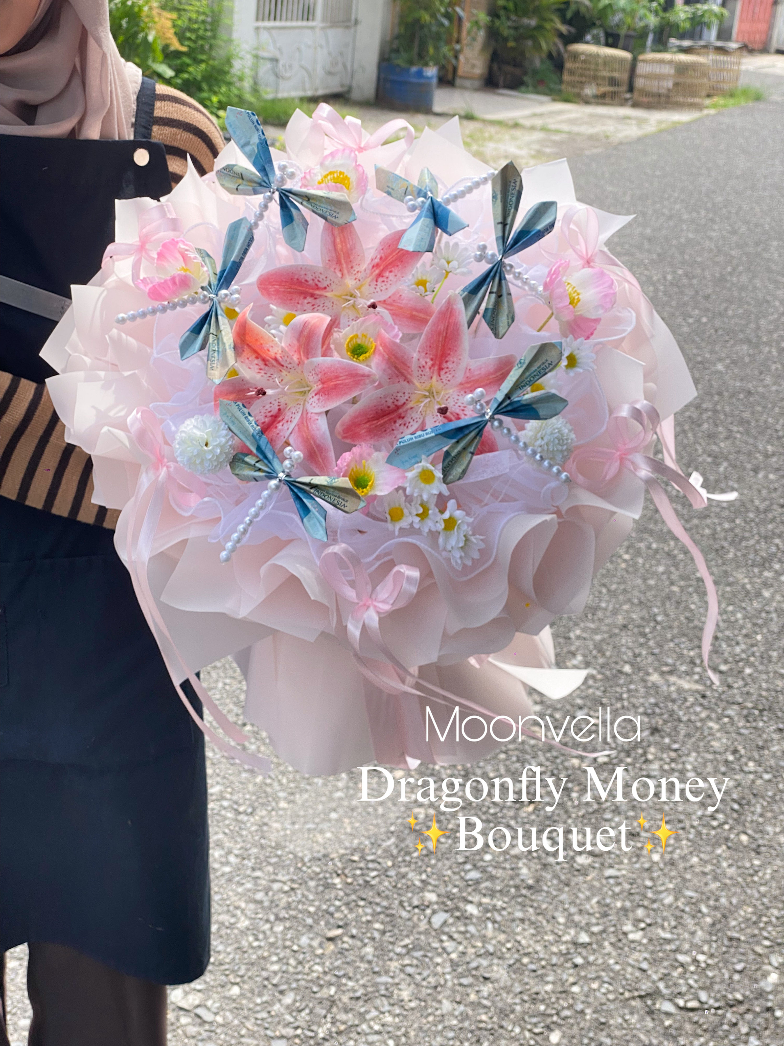 Dragonfly Money Bouquet