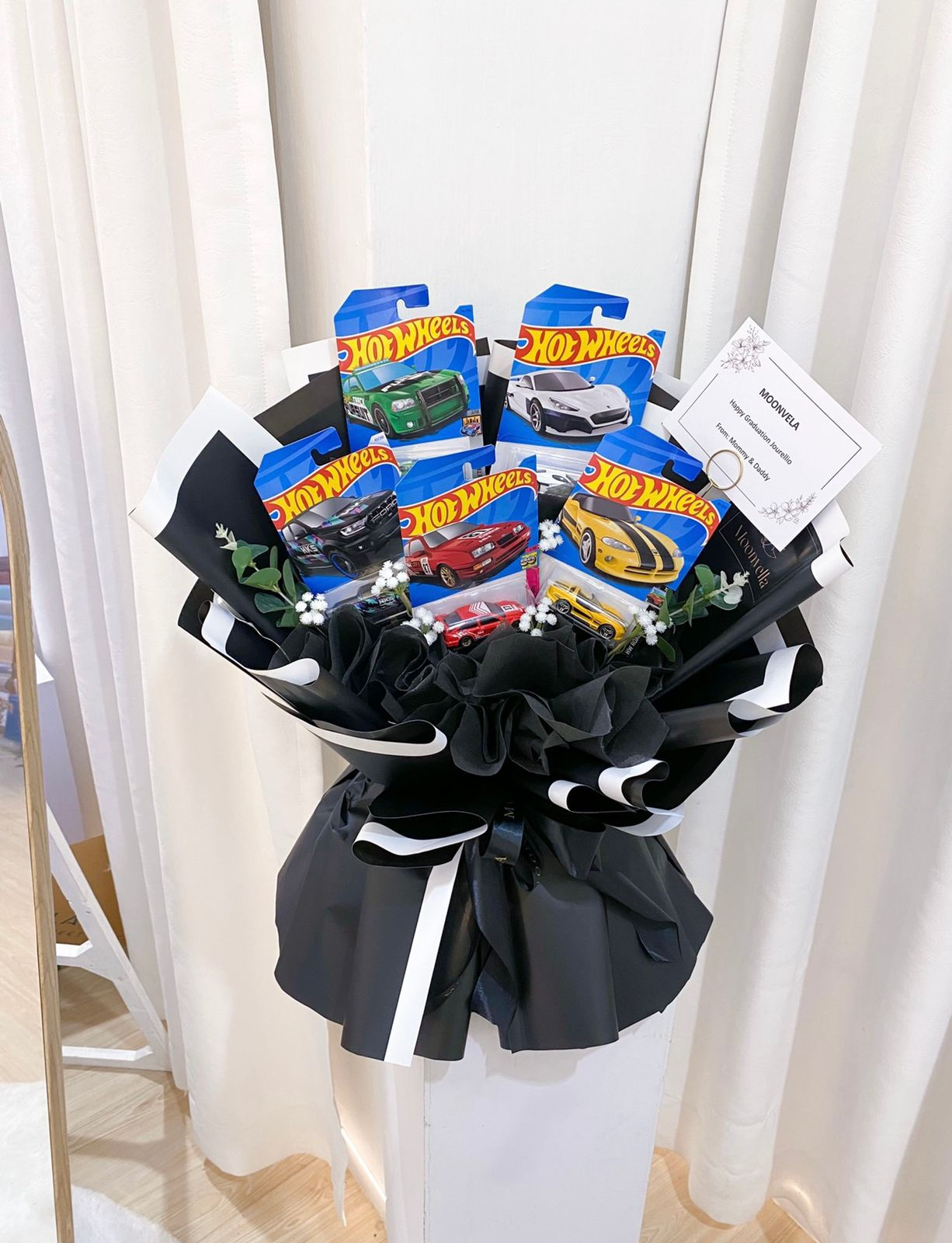 Hot wheels bouquet