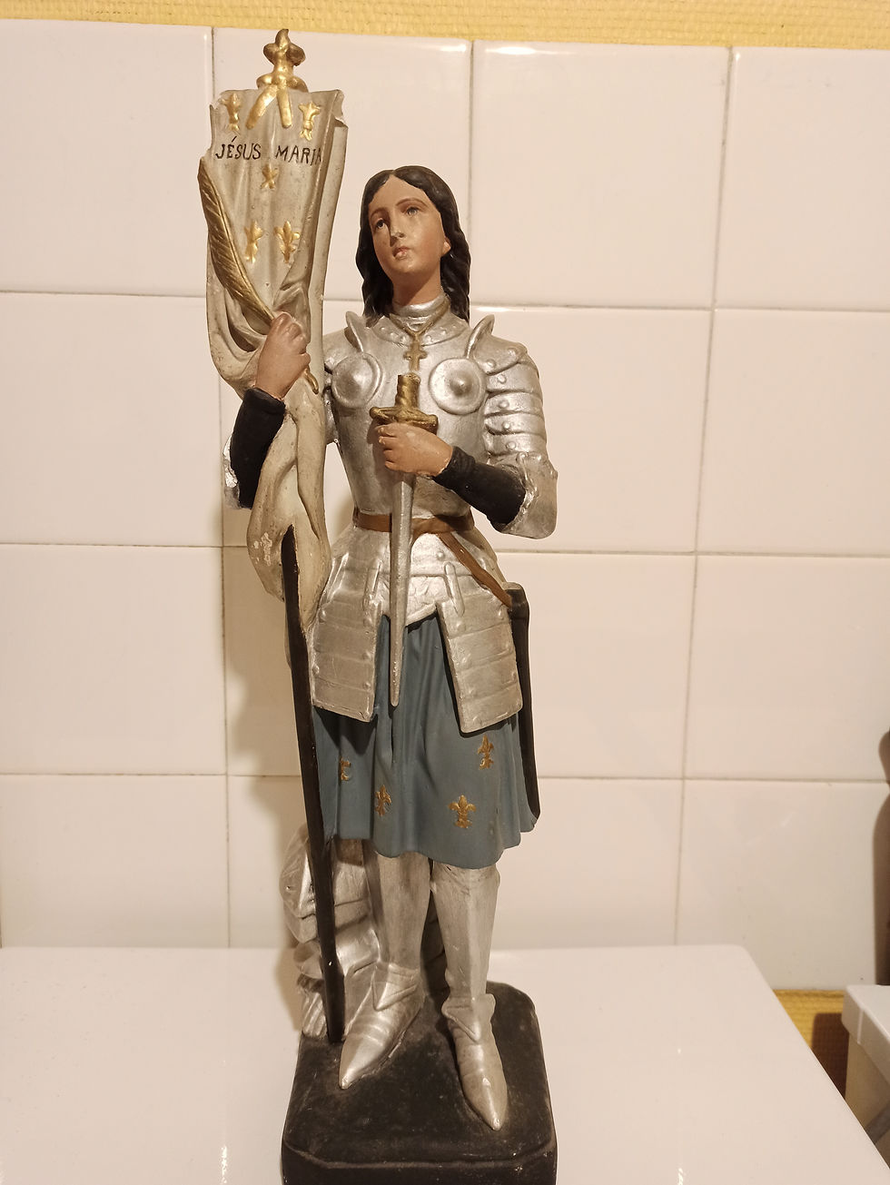 Statue de Jeanne d'Arc repeinte