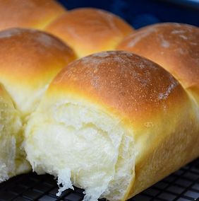 Sweet Dinner Rolls Recipe - Grumpy's Honeybunch.png