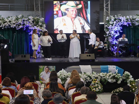 Con gran homenaje despidieron a Moisés Canelo