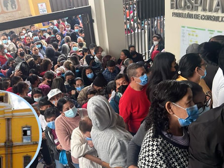 Hospital San Felipe abarrotado por pacientes que esperan obtener una cita 