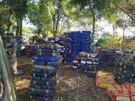 Incautan en megaoperativo en Paraguay 57 toneladas de marihuana, la mayor de su historia