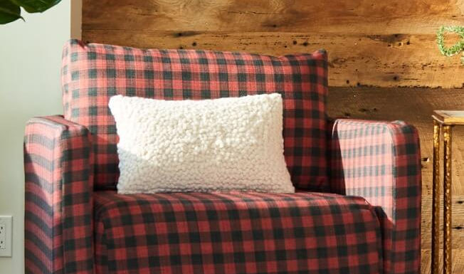 GINGHAM LOUNGE CHAIR.jpeg