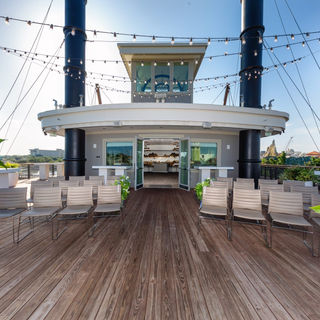 Paddlefish at Disney Springs | Elopement Location in Orlando, Florida