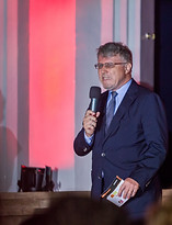 Ambassadeur de Suisse au Cameroun.jpg