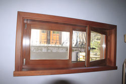 Janela Oscilo-batente