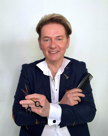 Un portrait de Jean-François Thürler, coiffeur et visagiste.