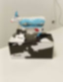 Thumbnail: New Boxed CowParade Moonuments Of London 2002 – Hand-Painted Resin Figurine 6009