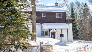 Chalets à louer pour 30 personnes - Le Suisse du Domaine Val-des-Lacs