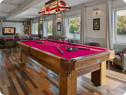 Chalets à louer avec table de billard. Chalet à louer avec table de pool.