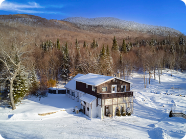 Chalets à louer au Québec. Réserver un chalet en ligne.