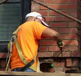 Tuckpointing deteriorated mortar joints st. louis
