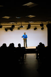 Éducation & Leadership