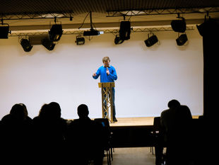 Éducation & Leadership