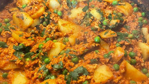 Rachel’s Keema Aloo Mattar Curry By Carlos Pepe (No Oil)