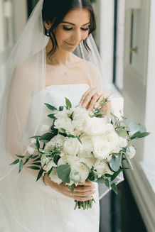 glam hair
Full glam makeup
Soft glam makeup 
wedding makeup natural
Bridal makeup images
Wedding makeup pictures
Glamour makeup looks
Soft makeup looks for wedding
lipstick and brides Detroit 
Michigan bridal makeup artist
On-site bridal hair and makeup Michigan
Michigan wedding makeup services
Bridal beauty team in Michigan