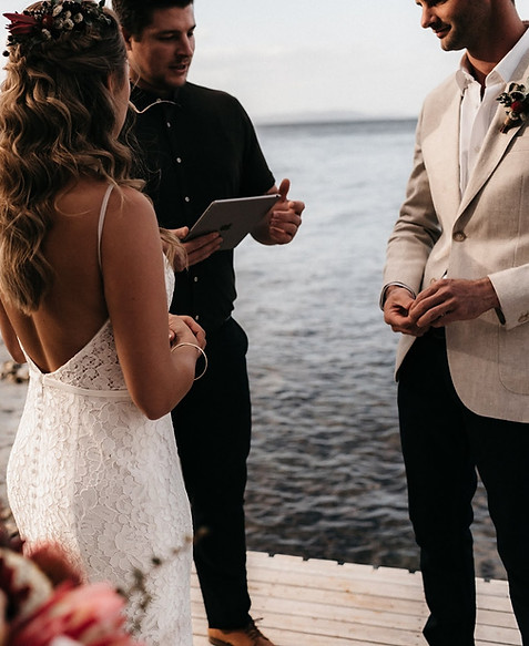 FIONAVAILPHOTOGRAPHY-LAURA&JOSH310.JPG