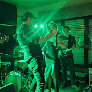 Amber And The Gems @ Aubisque(40 Jaar)