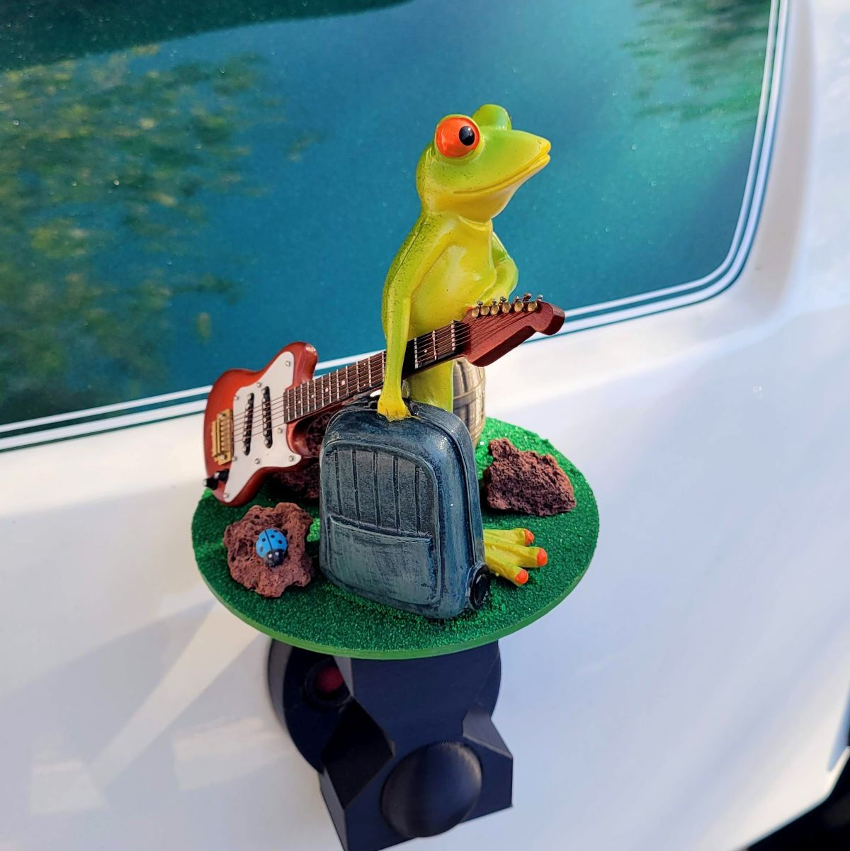 Frog with Guitar and Suitcase - On the Road Again