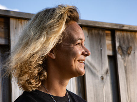 Mens-zijn laat zich niet vangen door labels