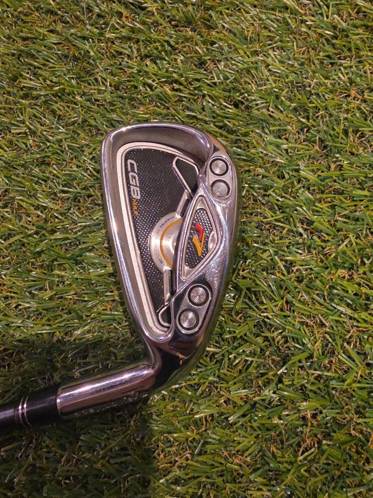 Used TaylorMade R7 CGB Max Single 6 Iron With Black Steel Regular Shaft