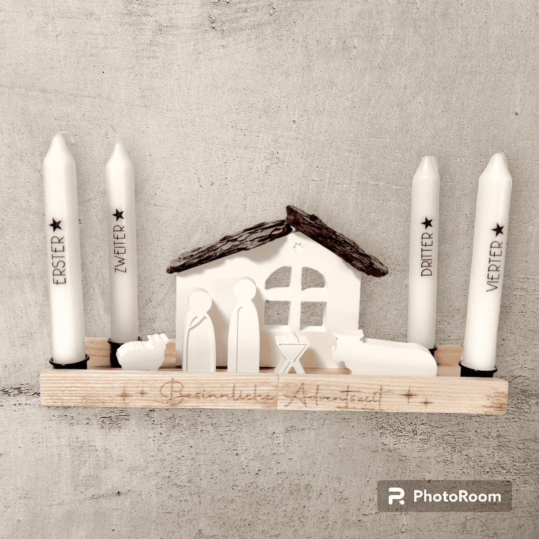 Adventskranz "Krippe" mit Deko