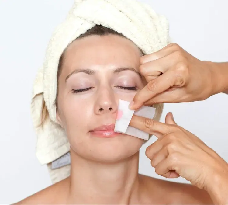 Facial-Waxing-e1420480171351-1024x920.webp