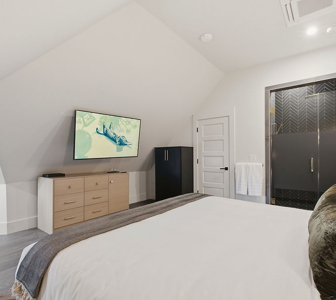 89_oak_--_bedrooms_033.jpg