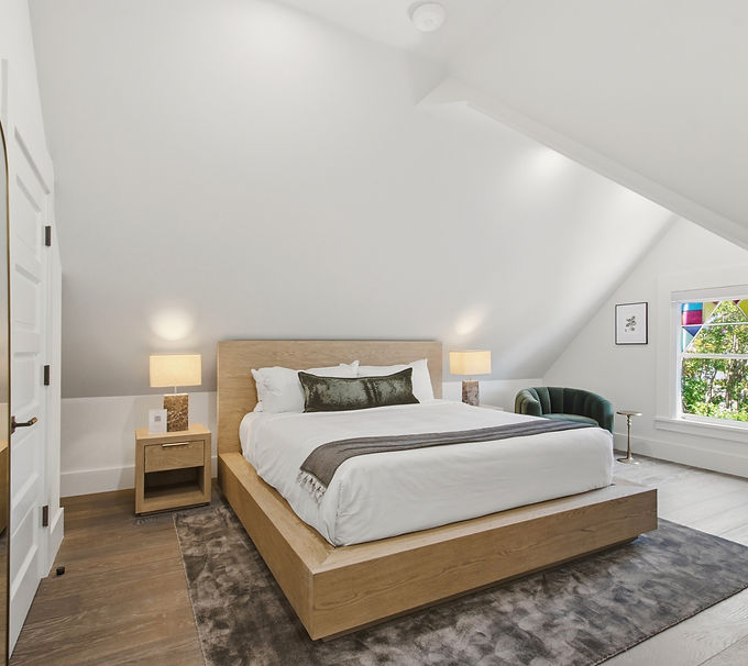 89_oak_--_bedrooms_027.jpg