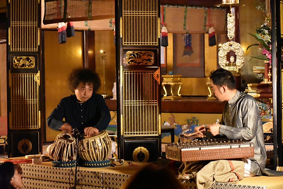 LINE_ALBUM_20240412 なんもない夜座_4「U-zhaan ×新井孝弘」_250208_1_edited.jpg