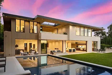 Exquisite-Los-Angeles-Modern-House-215-N-Saltair-Ave-1.webp