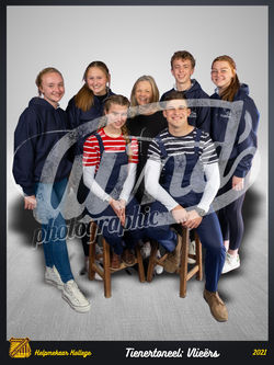 180__Tienertoneel- Vlieërs