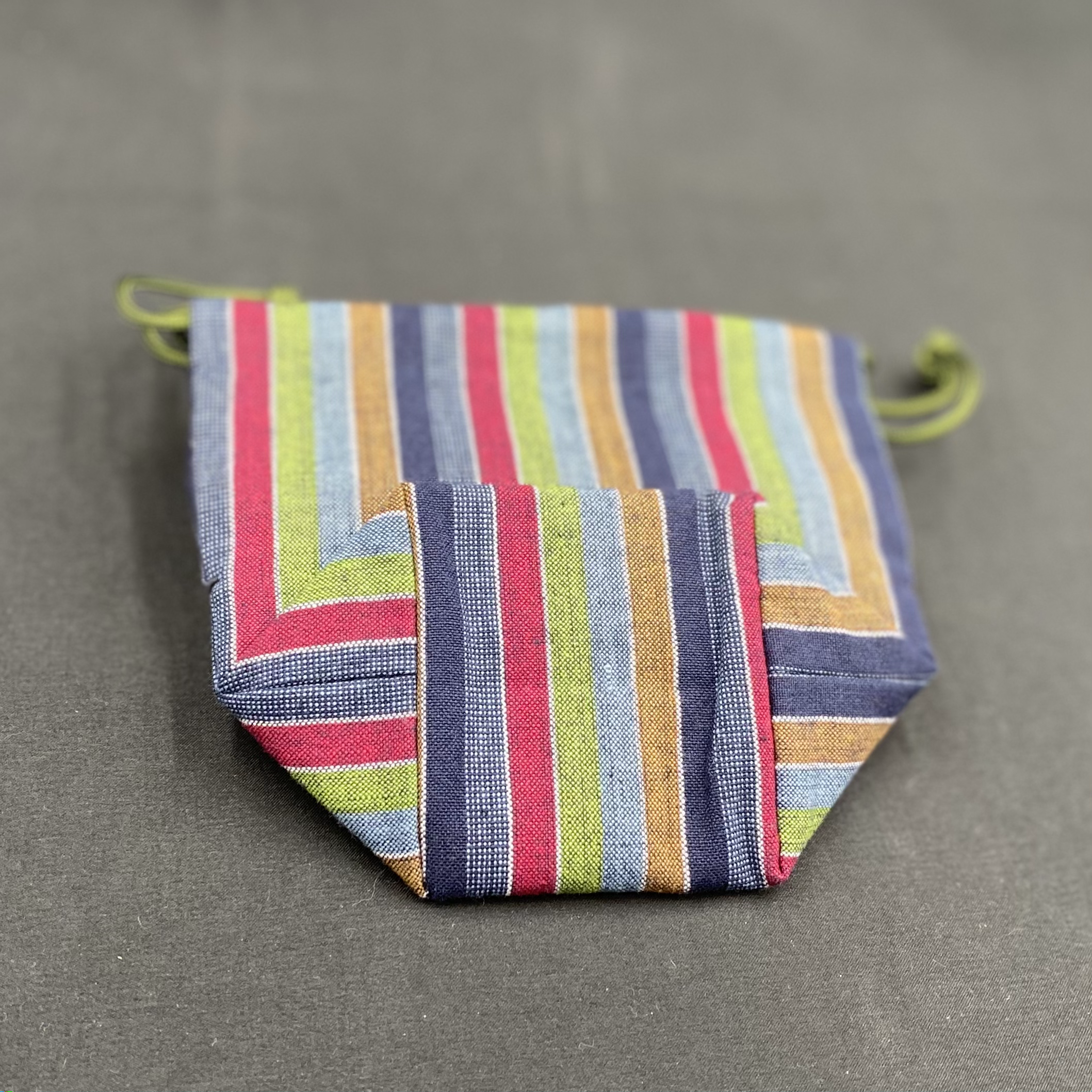 トクエおばあちゃんの巾着 縦縞【ランダム】