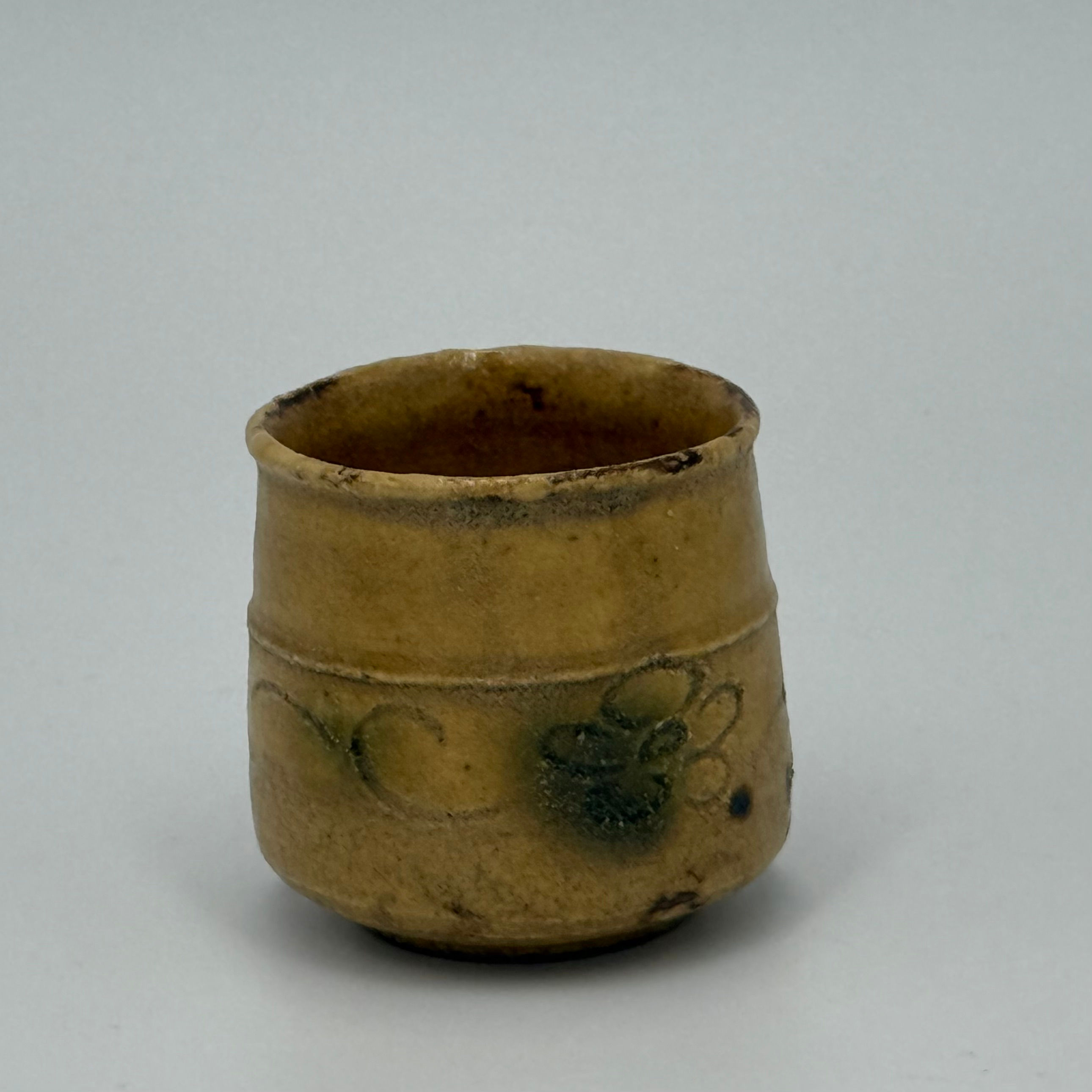 松村遷　本沼手黄瀬戸胴紐酒盃　M-027